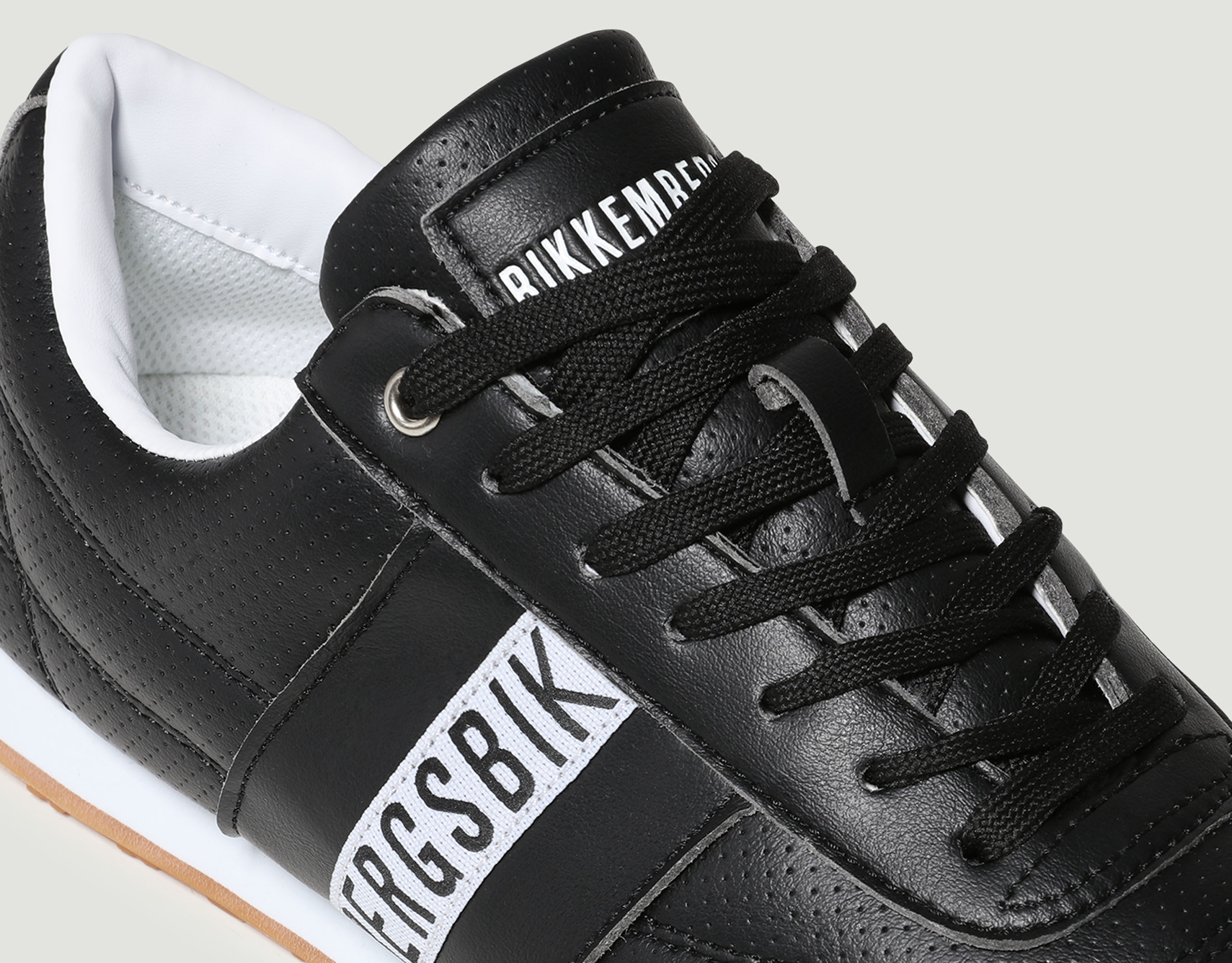 SOCCER, BLACK, hi-res-1