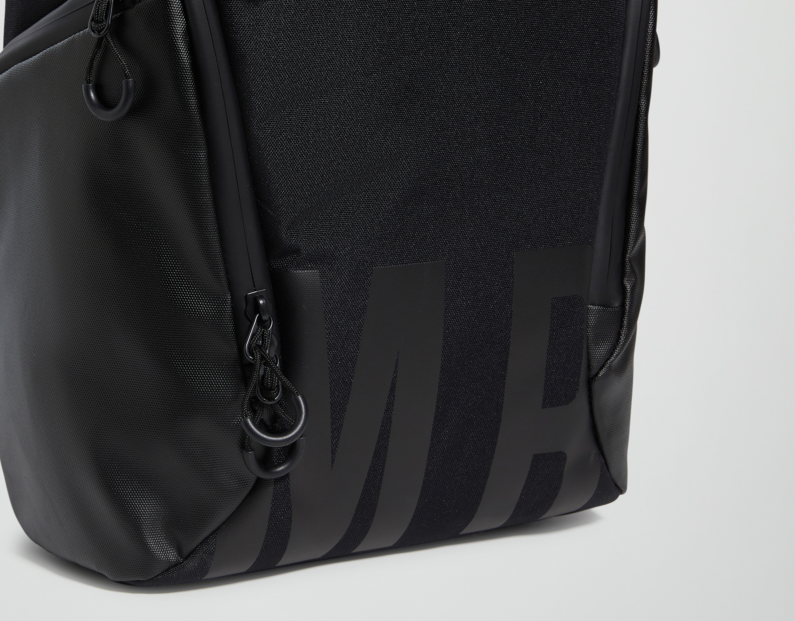 ZAINO TRACKER, BLACK, hi-res-1